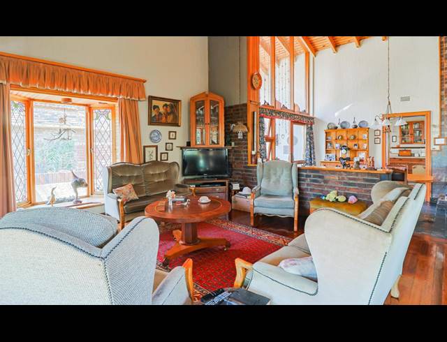 5 BEDROOM HOUSE FOR SALE IN MONDEOR